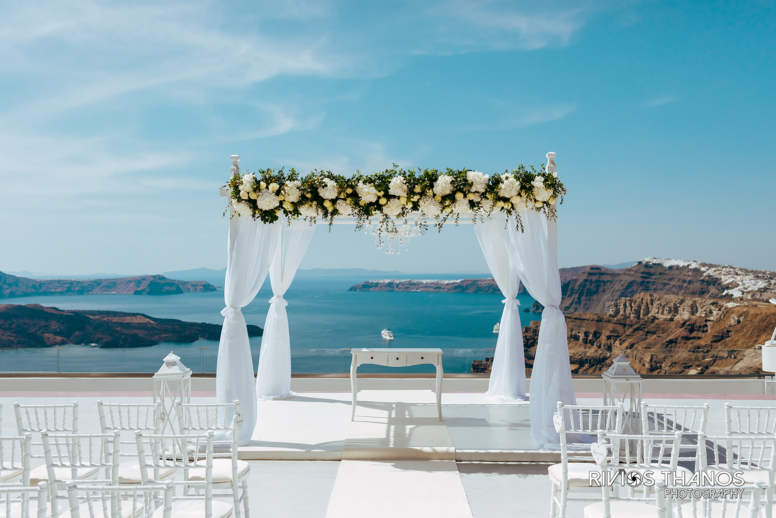 Book your wedding day in Santorini Gem Wedding Venue